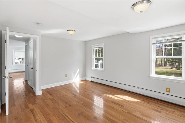 153 Elm St, East Longmeadow, MA 01028