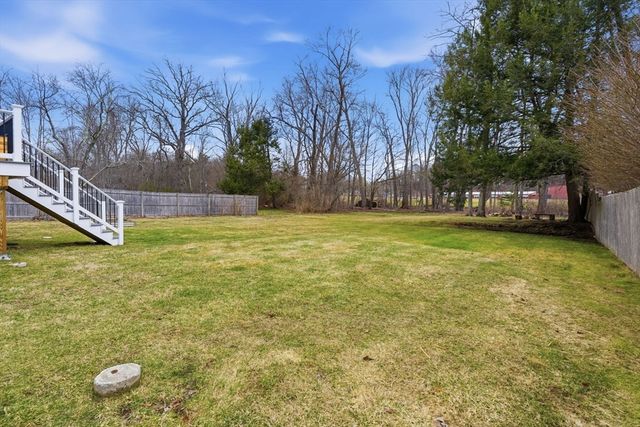 153 Elm St, East Longmeadow, MA 01028