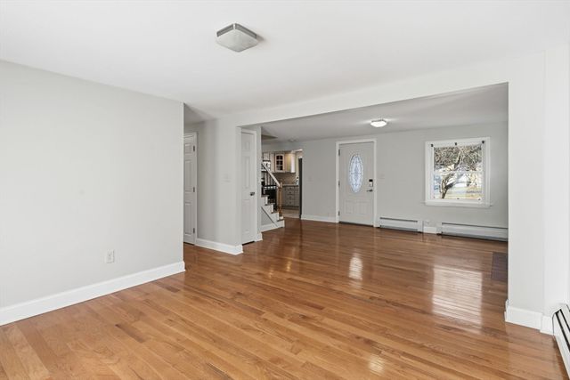 153 Elm St, East Longmeadow, MA 01028