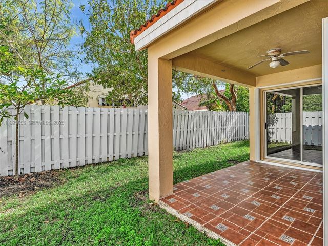 255 Somerset Way, Weston, FL 33326