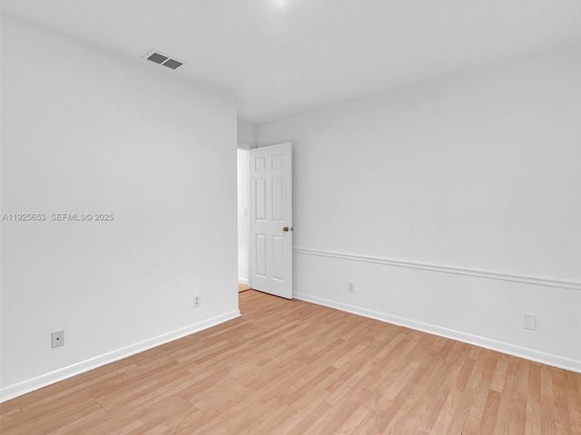 255 Somerset Way, Weston, FL 33326