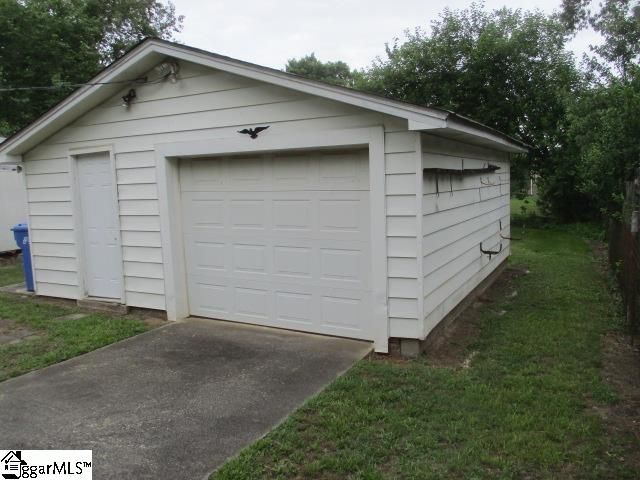 210 Donnan Road, Greenville, SC 29687