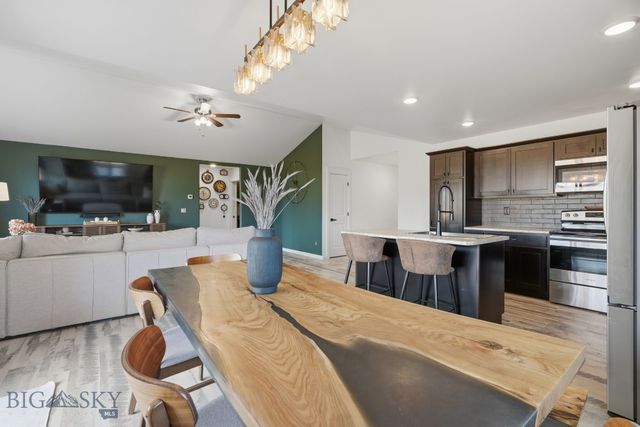 1704 Shelby Avenue, Belgrade, MT 59714