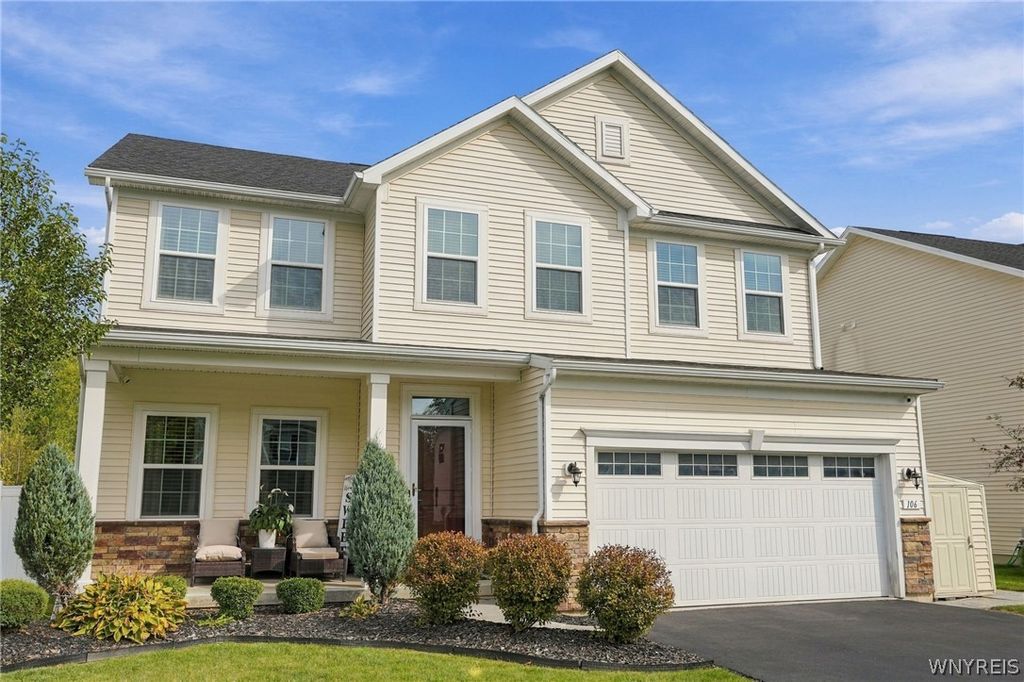 106 Lynette Lane, Amherst, NY 14228