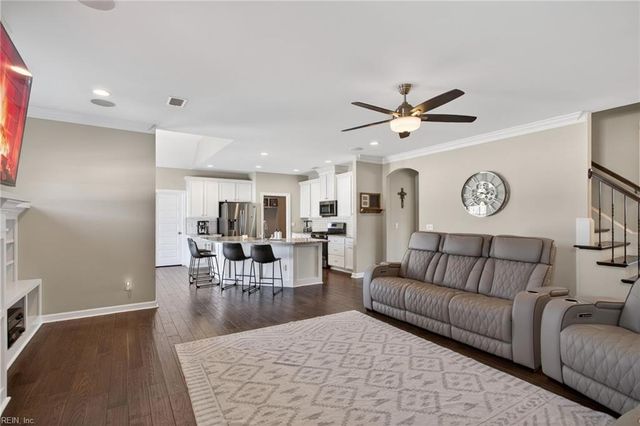 1844 Carrera RDG, Chesapeake, VA 23320