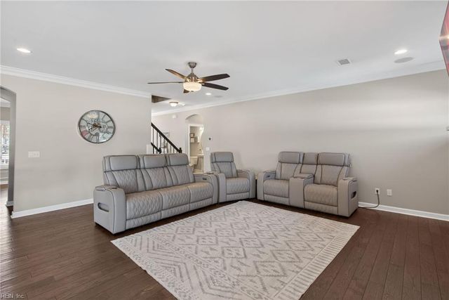 1844 Carrera RDG, Chesapeake, VA 23320