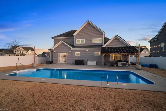 1844 Carrera RDG, Chesapeake, VA 23320