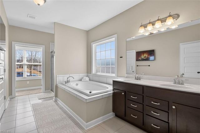 1844 Carrera RDG, Chesapeake, VA 23320