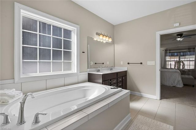 1844 Carrera RDG, Chesapeake, VA 23320