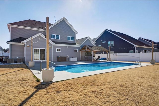 1844 Carrera RDG, Chesapeake, VA 23320