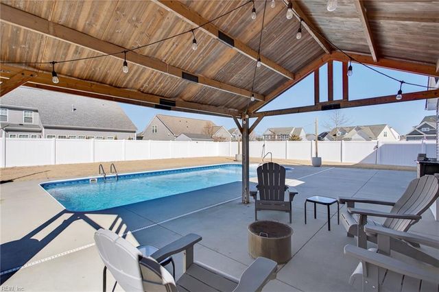 1844 Carrera RDG, Chesapeake, VA 23320