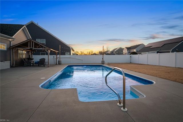 1844 Carrera RDG, Chesapeake, VA 23320