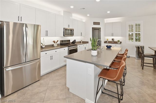 856 Riverlawn Place, Las Vegas, NV 89138