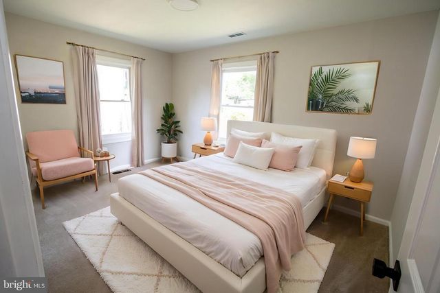 7928 RUSSELL RD, Alexandria, VA 22309
