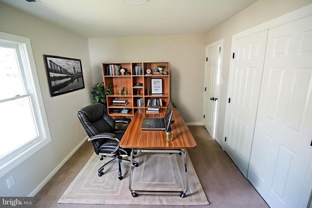 7928 RUSSELL RD, Alexandria, VA 22309