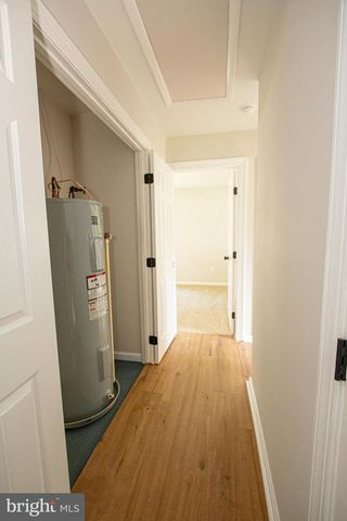 7928 RUSSELL RD, Alexandria, VA 22309