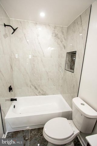 7928 RUSSELL RD, Alexandria, VA 22309