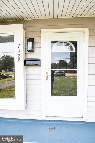 7928 RUSSELL RD, Alexandria, VA 22309