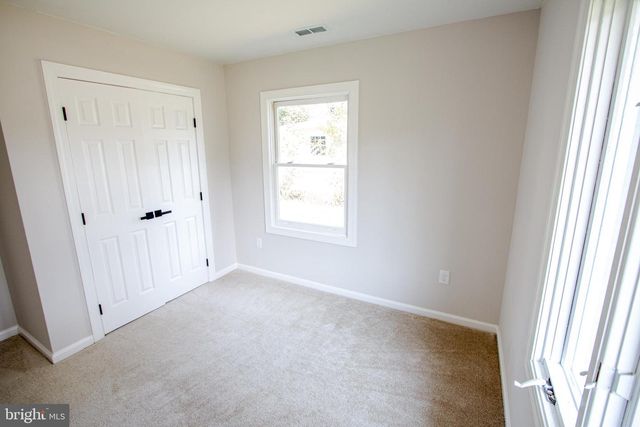 7928 RUSSELL RD, Alexandria, VA 22309
