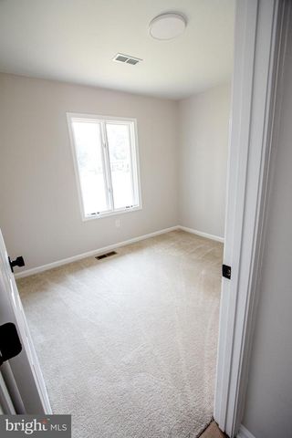 7928 RUSSELL RD, Alexandria, VA 22309