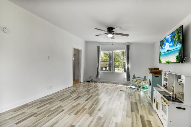 21507 Juliann Alyes, Porter, TX 77365