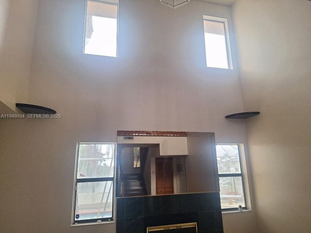 1500 SW 98th Ave, Pembroke Pines, FL 33025