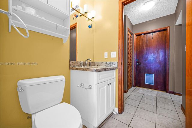 1500 SW 98th Ave, Pembroke Pines, FL 33025