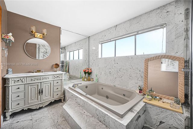 1500 SW 98th Ave, Pembroke Pines, FL 33025