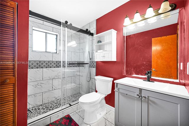 1500 SW 98th Ave, Pembroke Pines, FL 33025