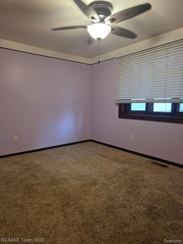38114 Walnut Street, Romulus, MI 48174