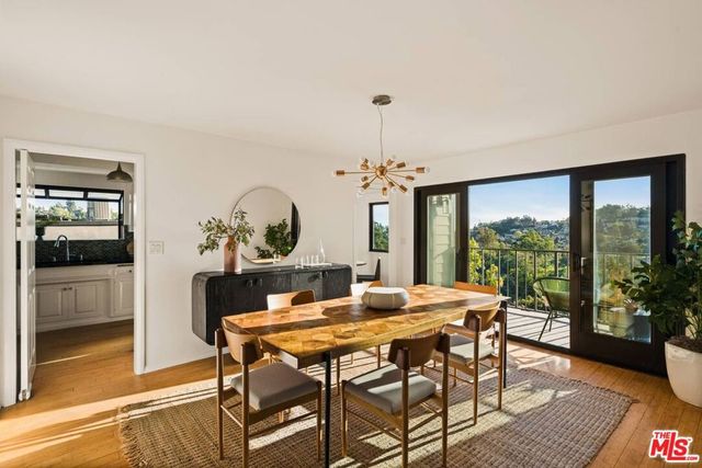 2485 Lindsay Lane, Los Angeles, CA 90039