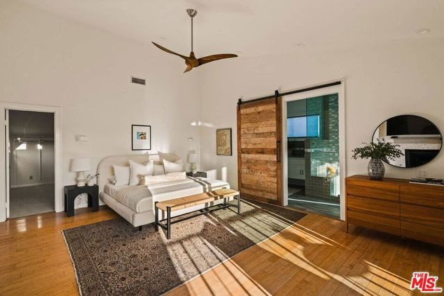 2485 Lindsay Lane, Los Angeles, CA 90039