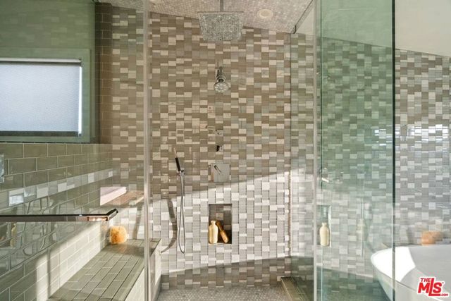 2485 Lindsay Lane, Los Angeles, CA 90039