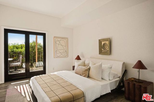 2485 Lindsay Lane, Los Angeles, CA 90039