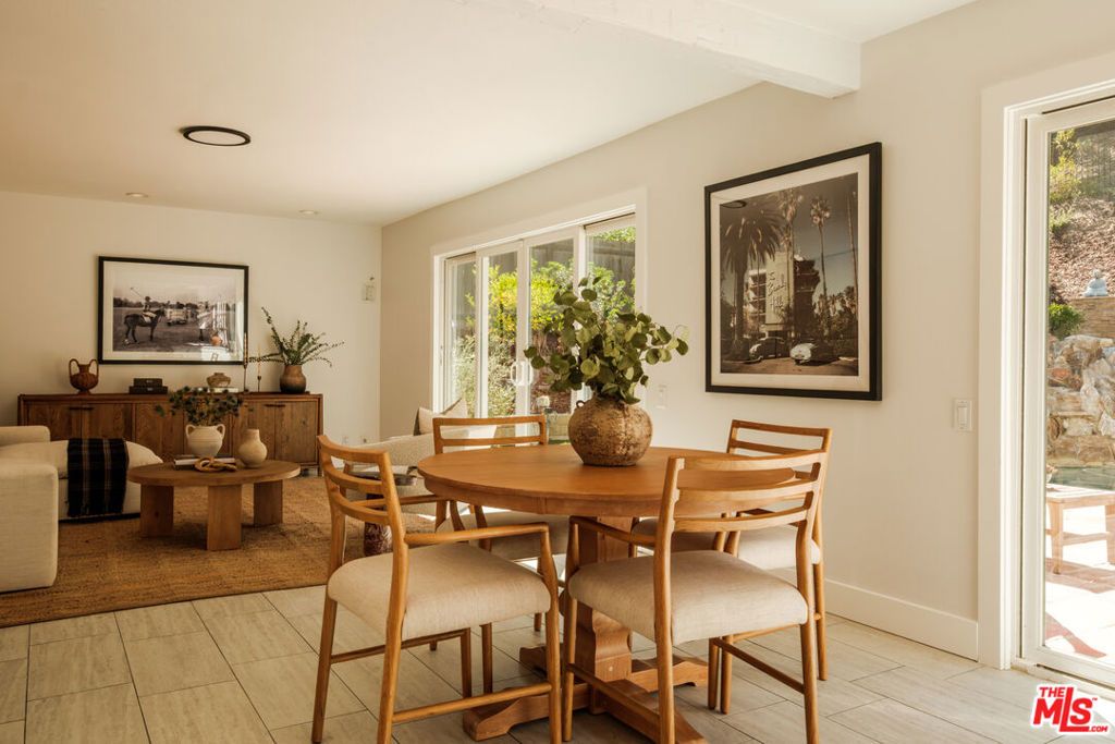 Image 14 of property listing at 2267 Kelmscott Court, Westlake Village, CA 91361