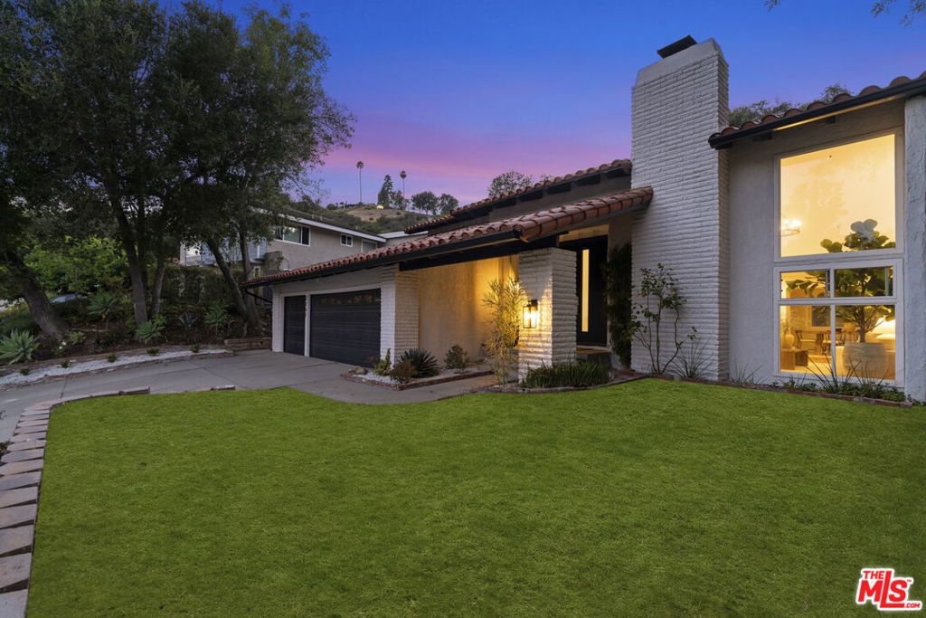 Image 40 of property listing at 2267 Kelmscott Court, Westlake Village, CA 91361