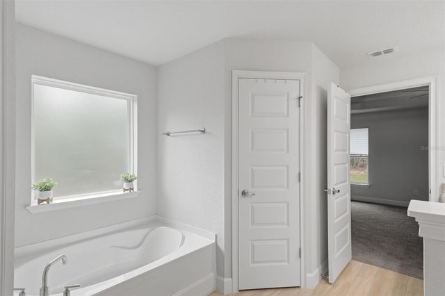 14351 CAROLINA CHICKADEE ROAD, Weeki Wachee, FL 34614