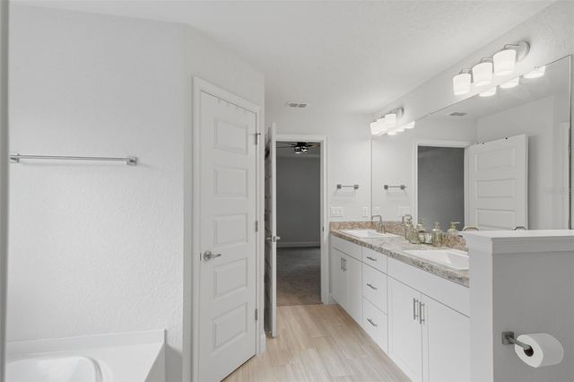 14351 CAROLINA CHICKADEE ROAD, Weeki Wachee, FL 34614