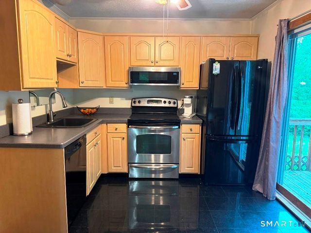 102 Potuccos Ring Road, Wolcott, CT 06716