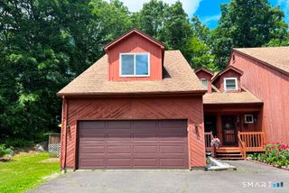 102 Potuccos Ring Road, Wolcott, CT 06716