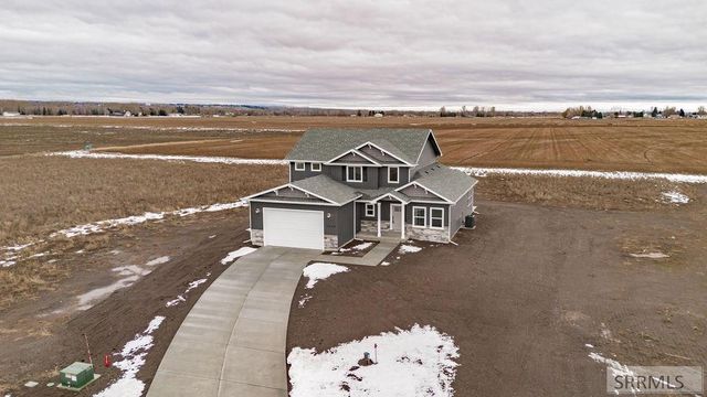 2602 Winter Dr, Rexburg, ID 83440