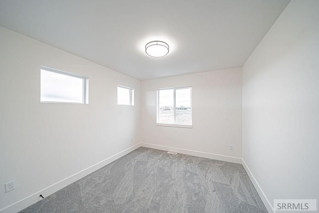 Image 27 of property listing at 2602 Winter Dr, Rexburg, ID 83440
