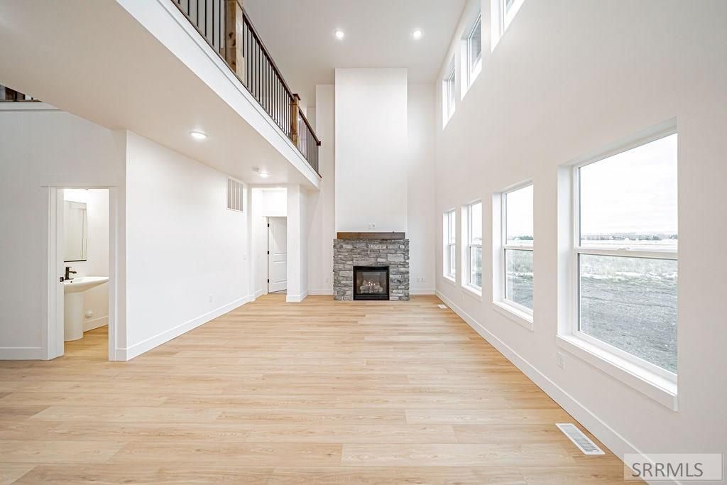 Image 8 of property listing at 2602 Winter Dr, Rexburg, ID 83440