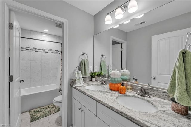 178 Collins RD, Suffolk, VA 23438