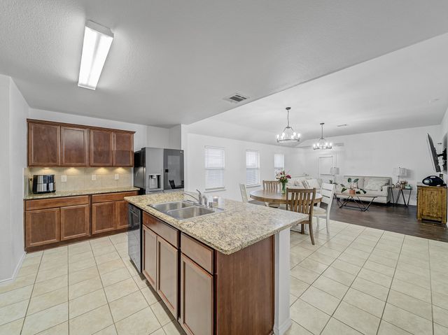 2812 Englenook Drive, Seagoville, TX 75159