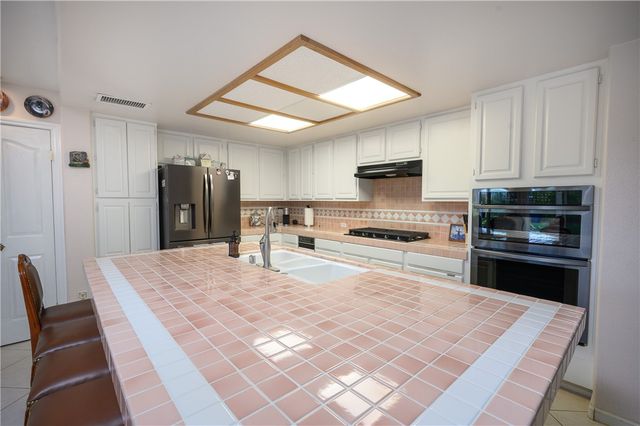 23799 Via De Gema Linda, Murrieta, CA 92562