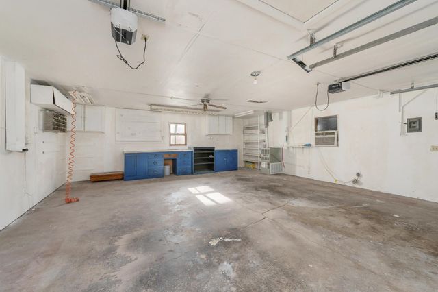 122 N Gow, Wichita, KS 67203
