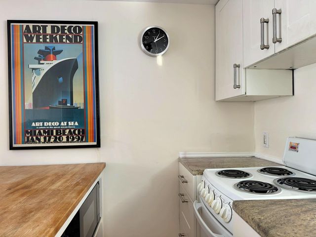 208 Bradford Street APT 7, Provincetown, MA 02657