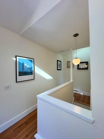 208 Bradford Street APT 7, Provincetown, MA 02657