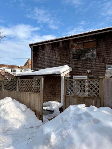 208 Bradford Street APT 7, Provincetown, MA 02657